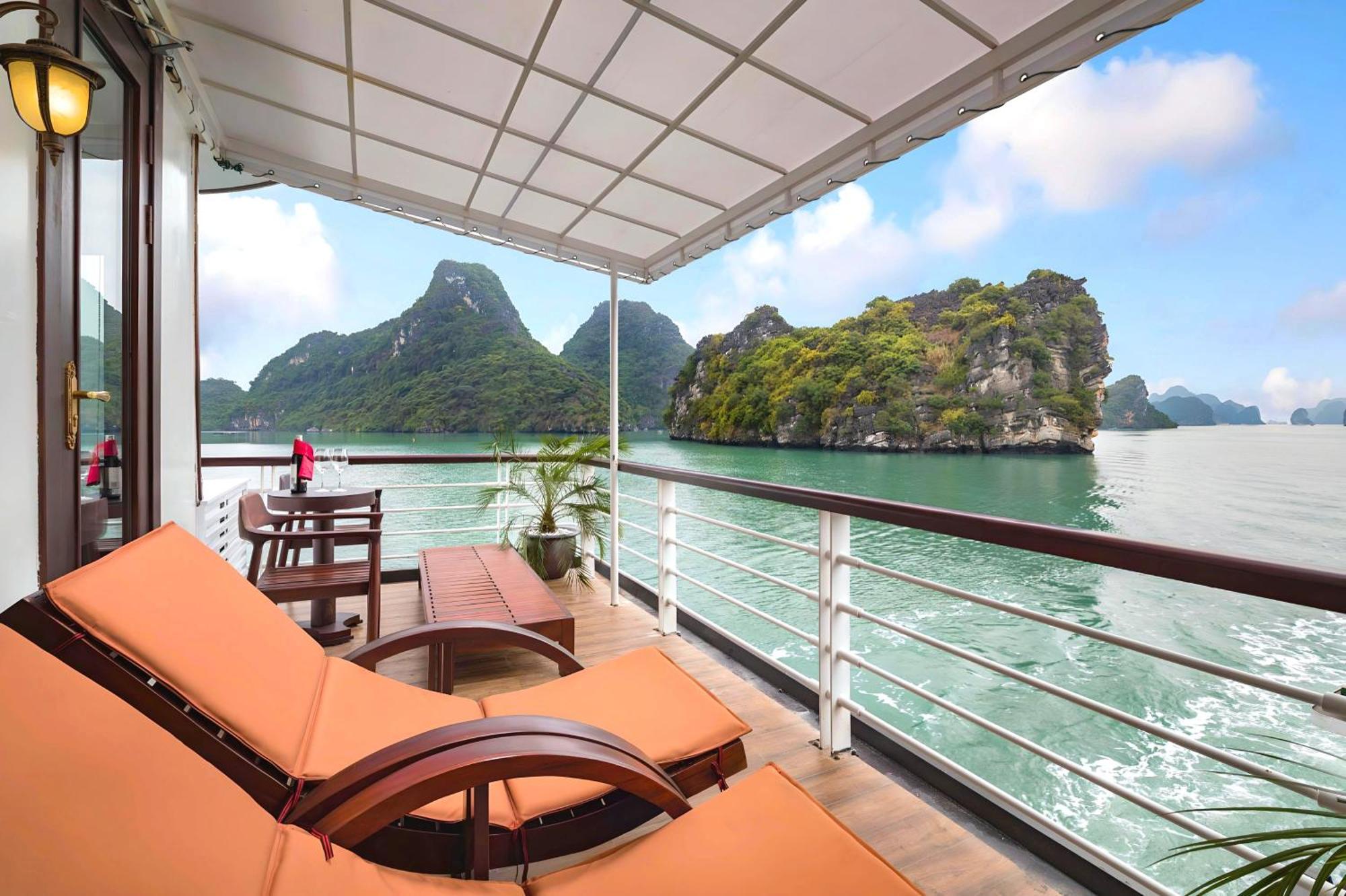 Hotel Amanda Luxury Cruise Hạ Long Exterior foto